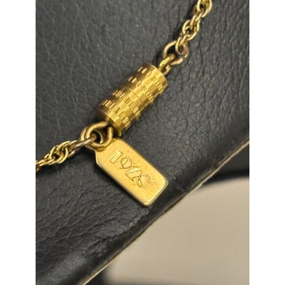 Vintage Frosted Lucite Heart Necklace With Porcelain Rose & Gold-Tone Leaves - Picture 9 of 15